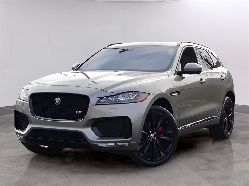 2018 Jaguar F-PACE S's photo