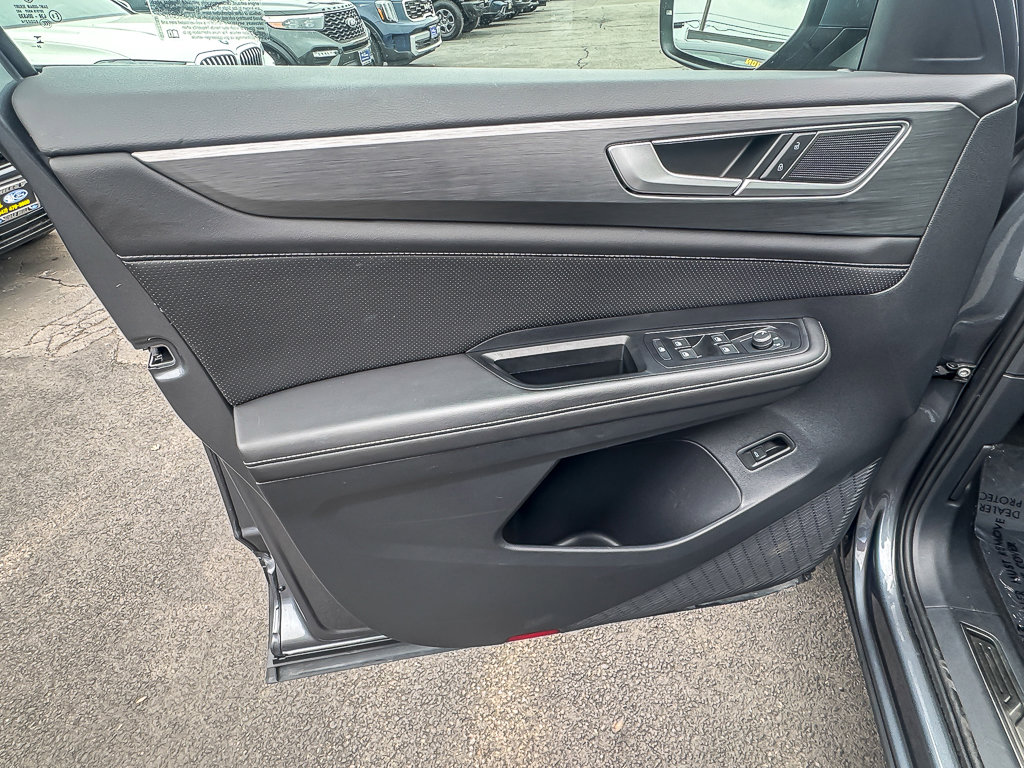 2025 VOLKSWAGEN ATLAS CROSS SPORT - Image 18