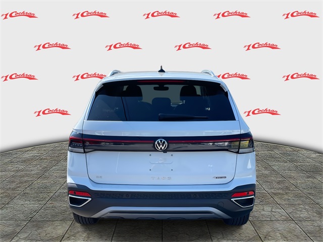 2025 Volkswagen Taos SE photo 4