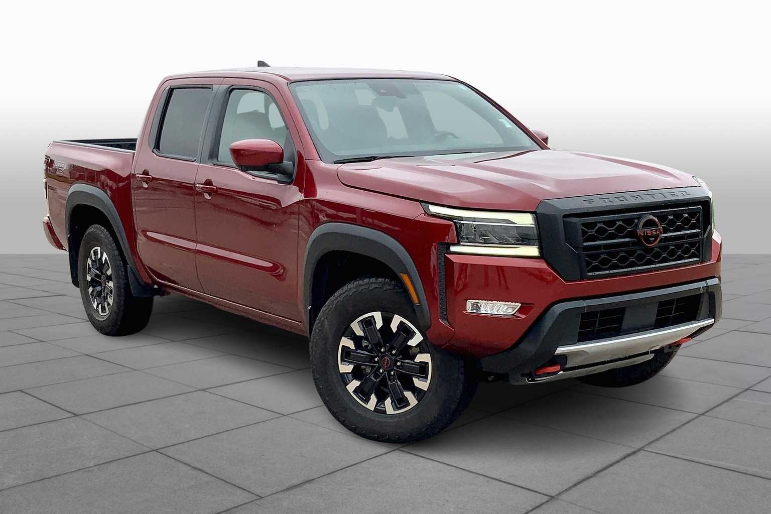 2023 Nissan Frontier PRO-4X photo 2