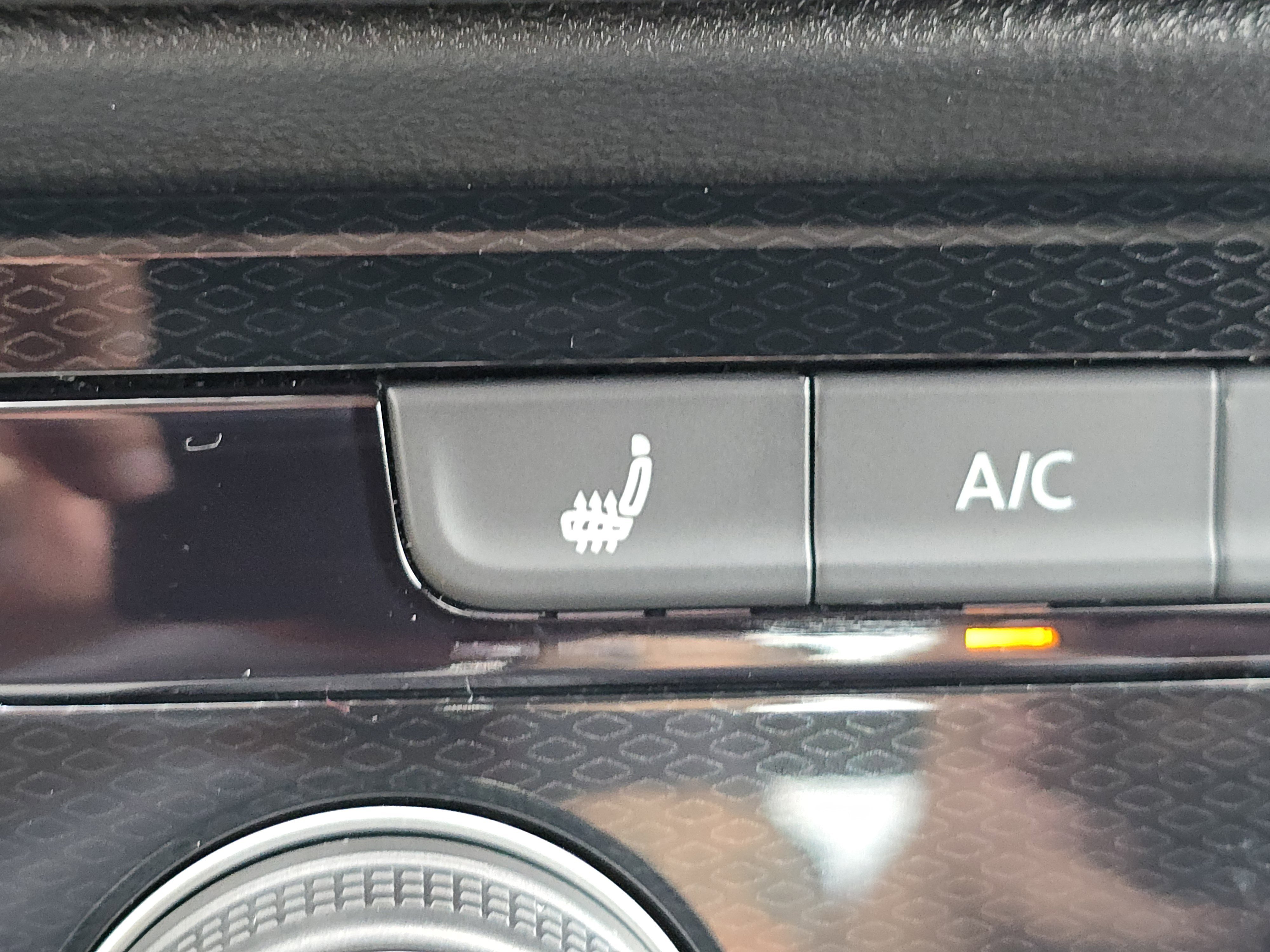 2025 Volkswagen Taos S photo 10