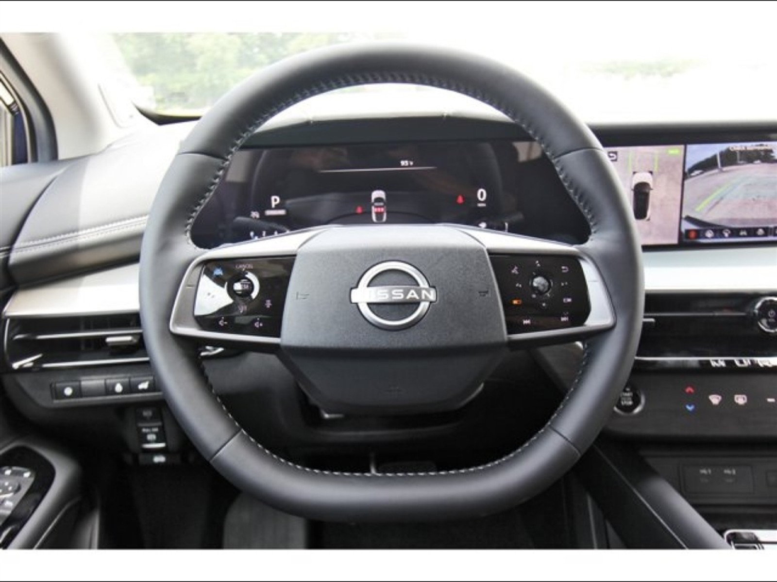 2025 Nissan Murano SL - 9