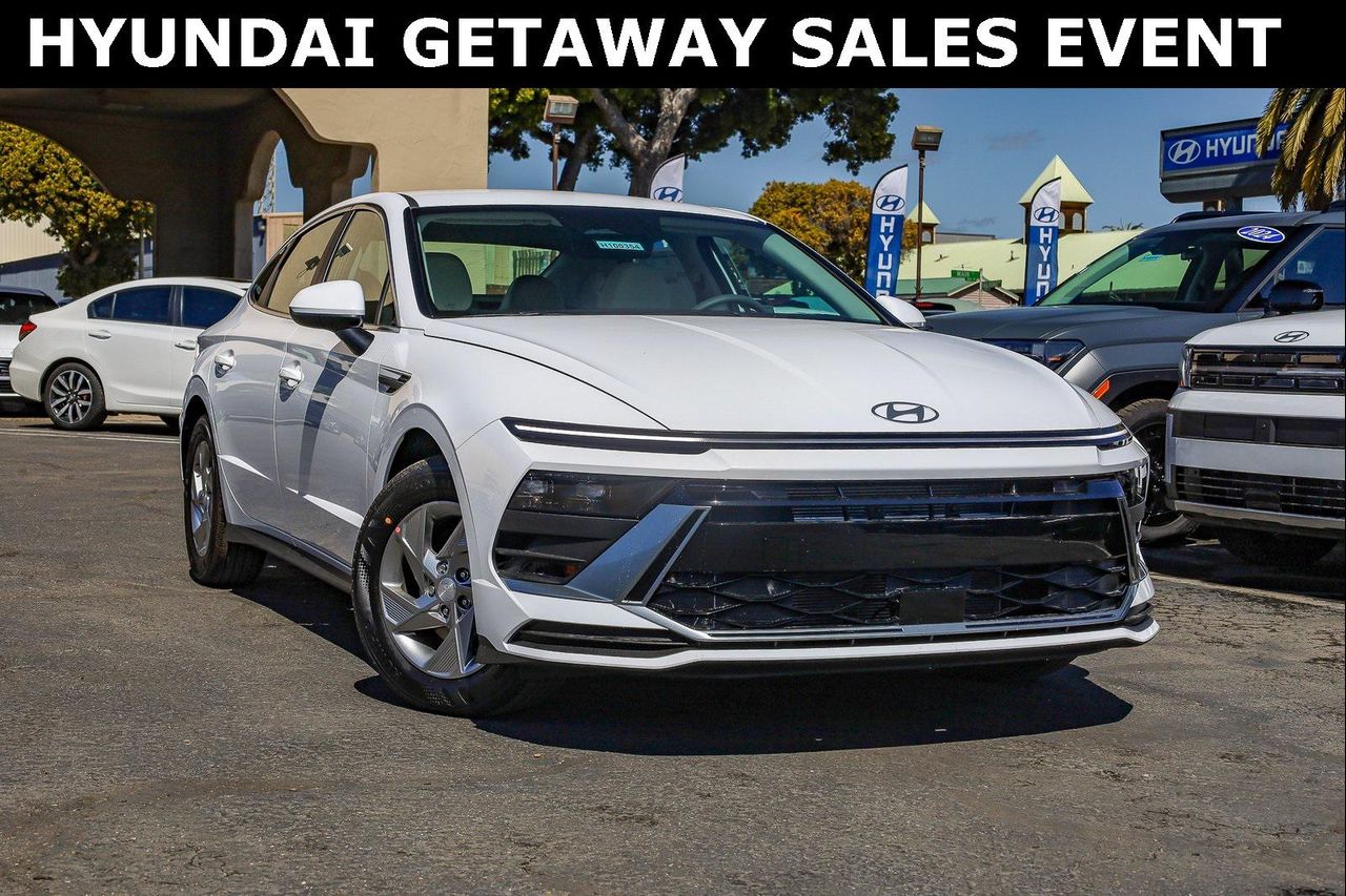 2025 Hyundai Sonata SE's photo