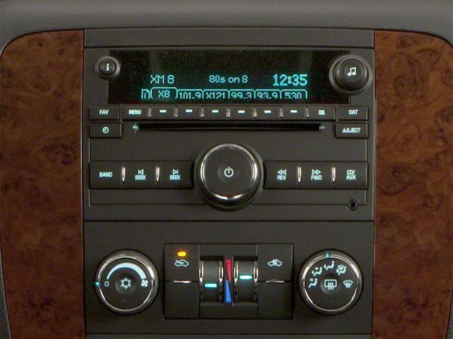 2013 Chevrolet Avalanche LT photo 8