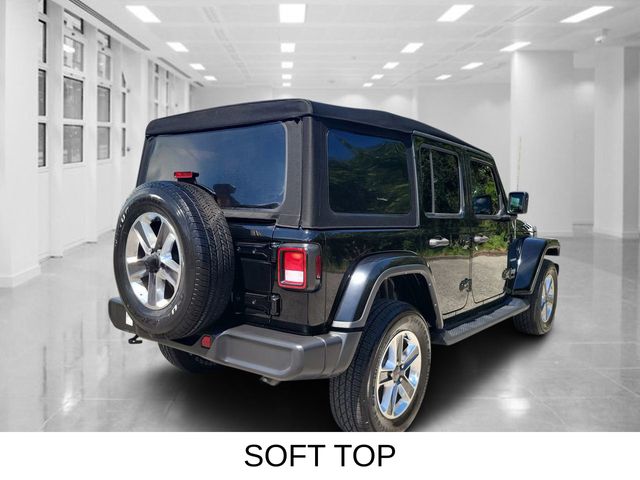 2022 Jeep Wrangler Unlimited Sahara photo 3