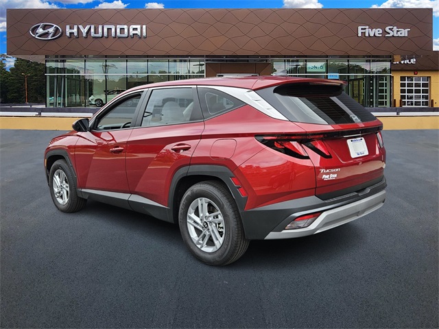 2025 Hyundai Tucson SE photo 3