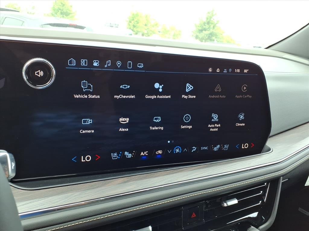 2025 Chevrolet Tahoe Premier photo 2