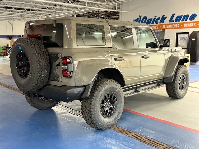2025 Ford Bronco Raptor photo 3