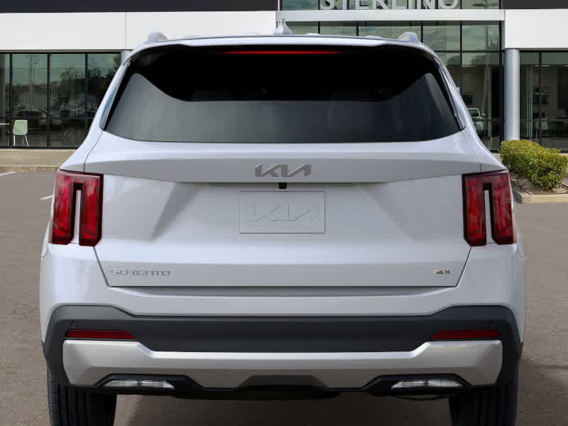 2025 Kia Sorento S photo 13