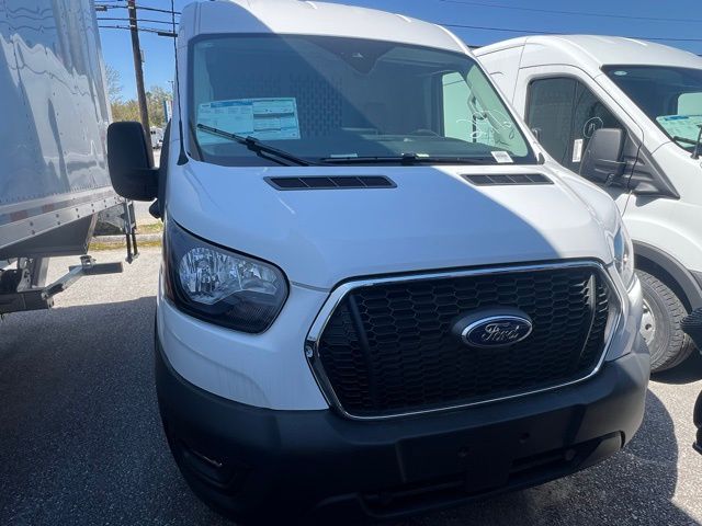 2024 Ford Transit Cargo Van photo 4
