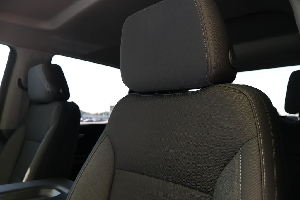 2020 Chevrolet Silverado 1500 RST photo 24