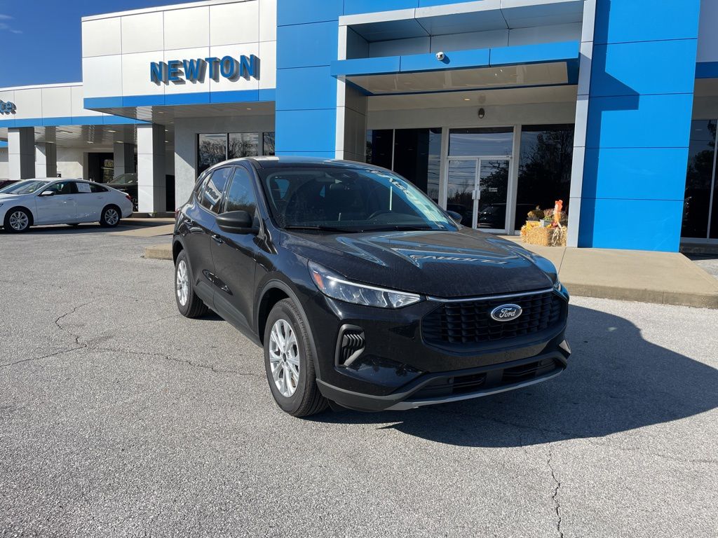 2025 Ford Escape Active photo 2
