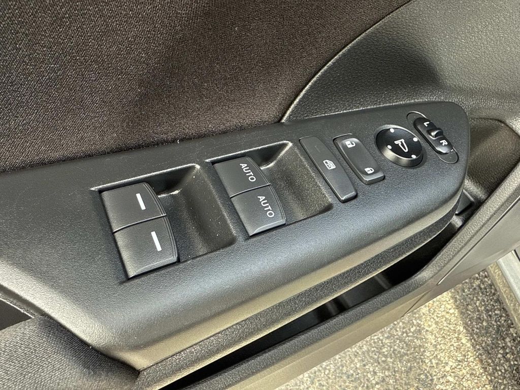 2022 Honda Insight EX photo 18