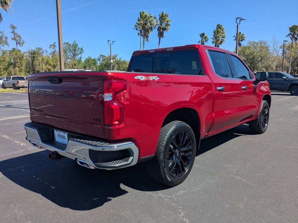 2025 Chevrolet Silverado 1500 LTZ photo 3