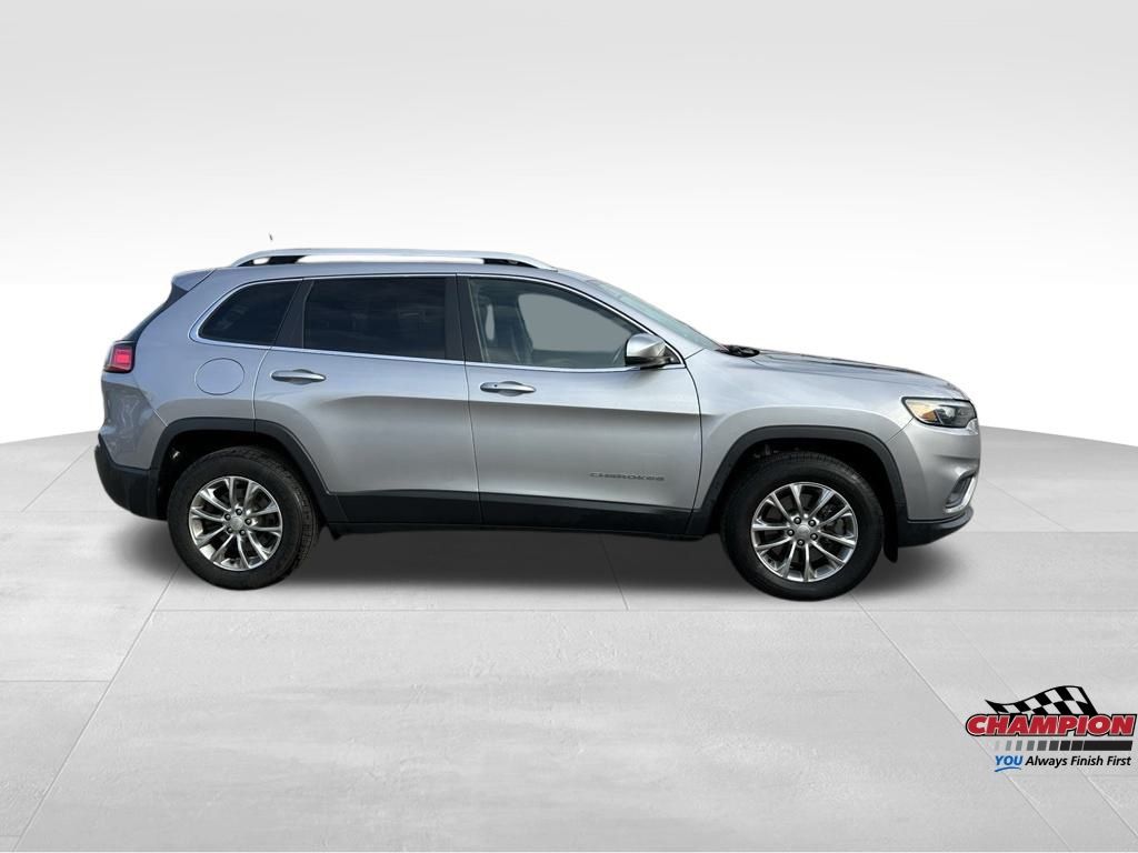 2019 Jeep Cherokee Latitude photo 4