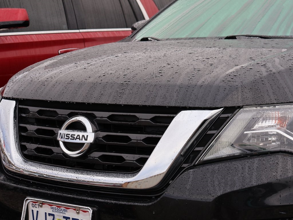 Used 2019 Nissan Pathfinder S with VIN 5N1DR2MM5KC603409 for sale in Ozark, MO