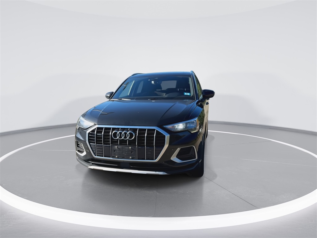 2022 Audi Q3 Premium photo 4