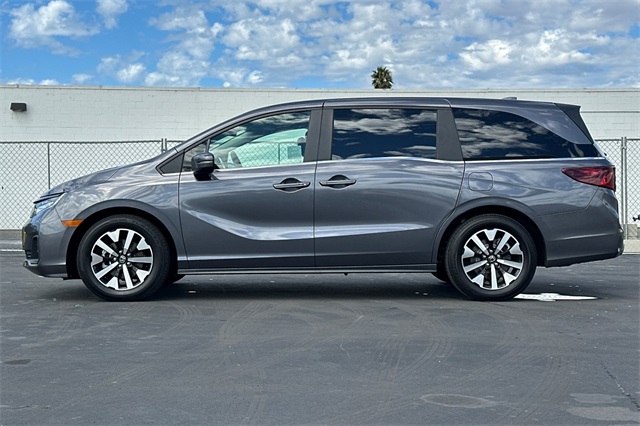 2025 Honda Odyssey EX-L photo 8