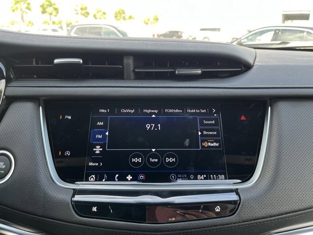 2025 Cadillac XT5 Luxury photo 14