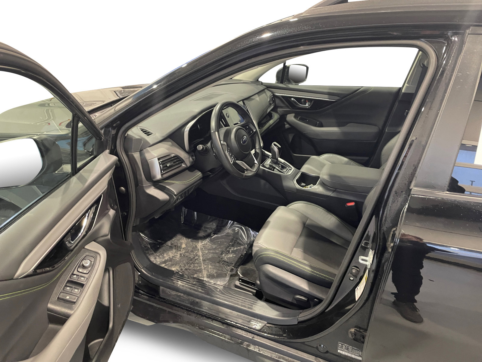 Used 2023 Subaru Outback Onyx Edition with VIN 4S4BTGLD0P3218564 for sale in Kansas City