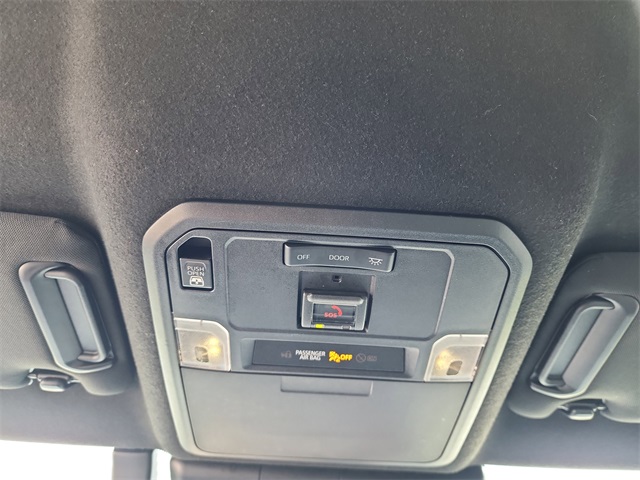 2025 Toyota 4Runner SR5 4WD photo 33
