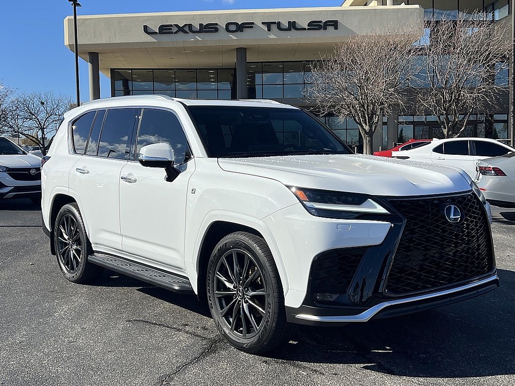 2025 Lexus LX F-Sport's photo