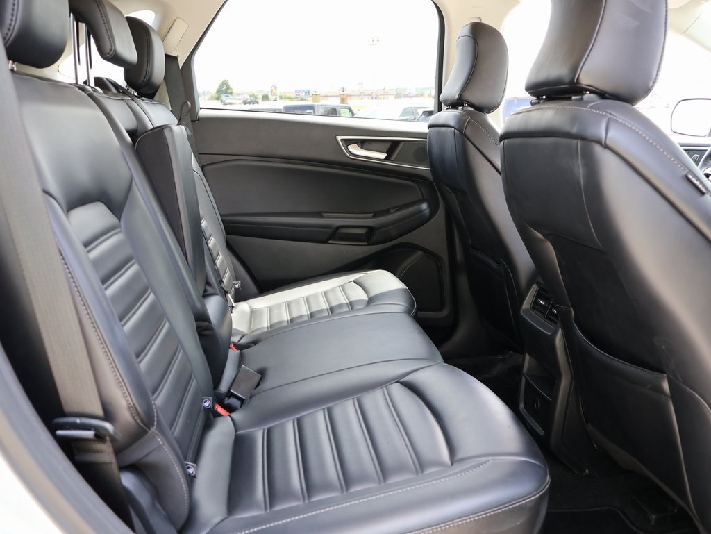 2024 Ford Edge SEL photo 12