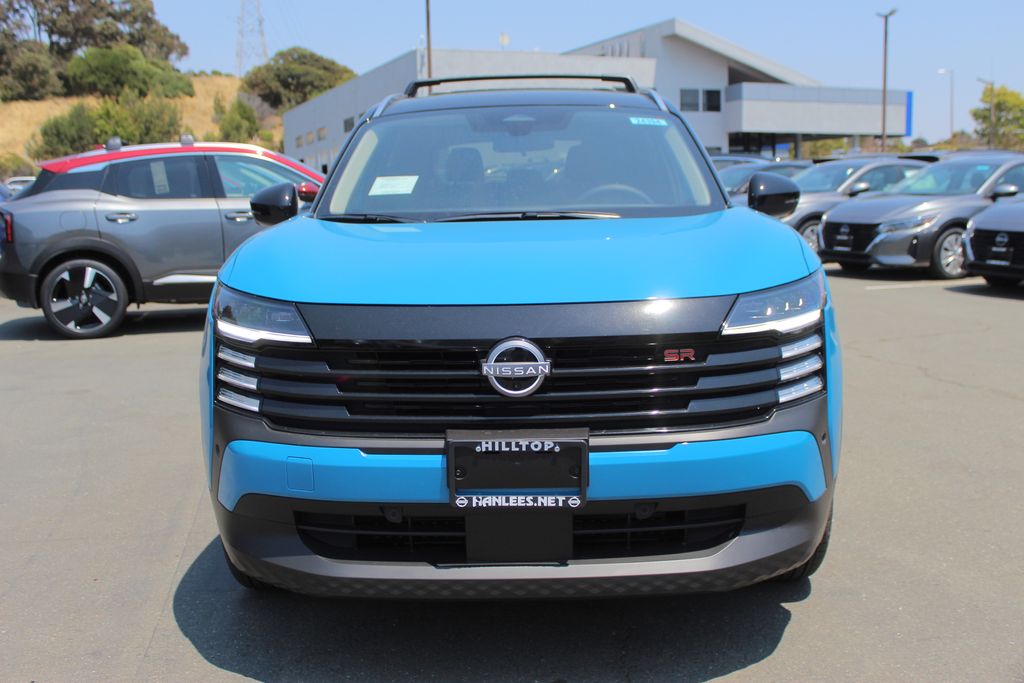2025 Nissan Kicks SR photo 3