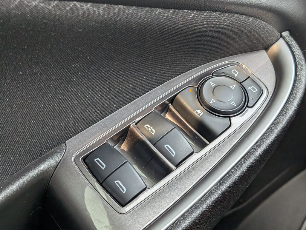 2023 Chevrolet Malibu 1LT photo 10