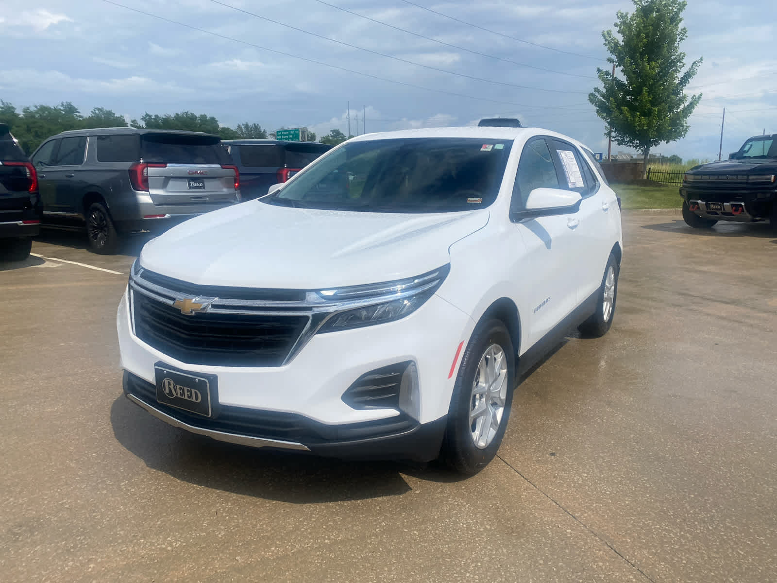 Used 2023 Chevrolet Equinox LT with VIN 3GNAXUEG7PS214927 for sale in Kansas City
