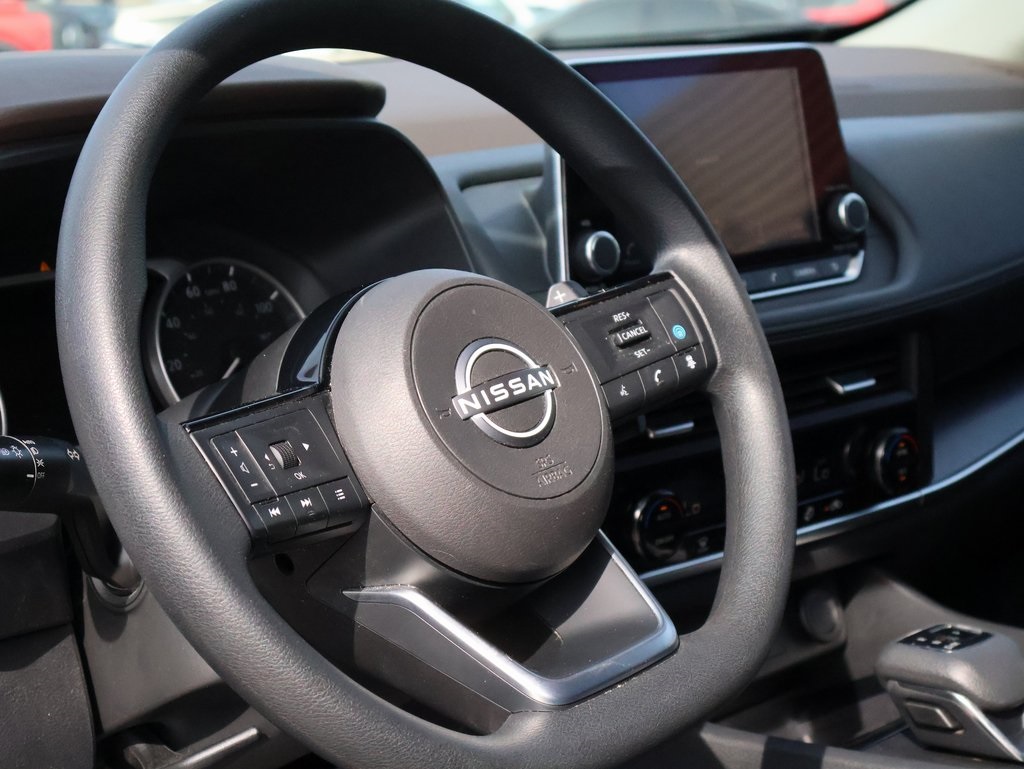 2023 Nissan Rogue SV photo 23