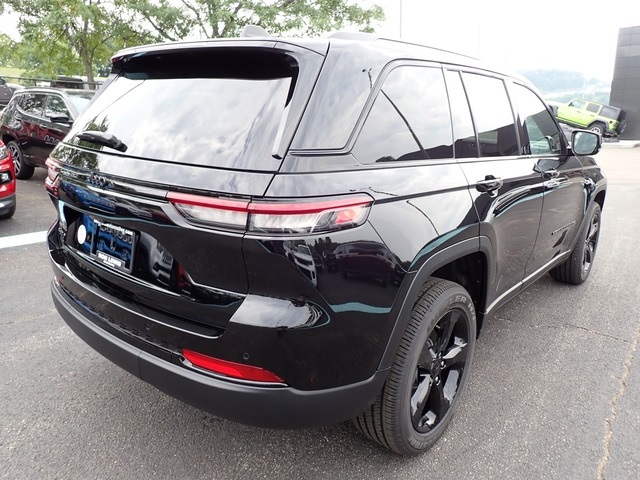 2025 Jeep Grand Cherokee Altitude X photo 6