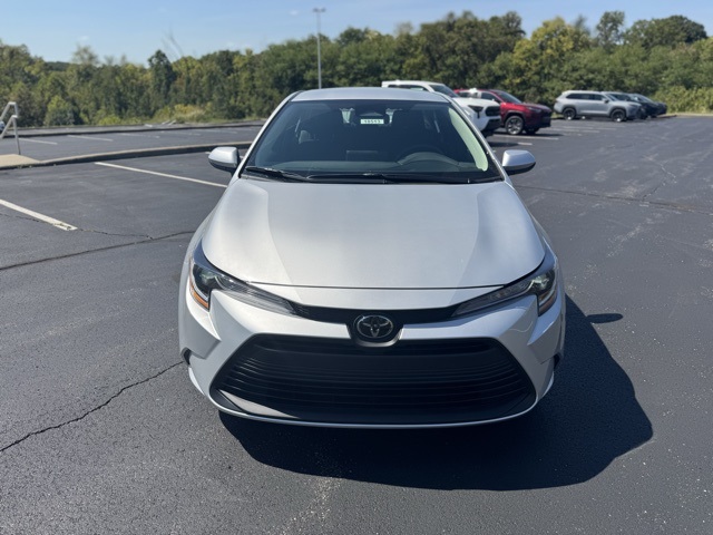 2026 Toyota Corolla LE photo 8