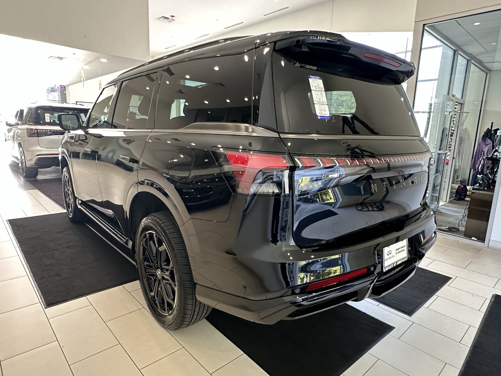 2026 Infiniti QX80 Base photo 3