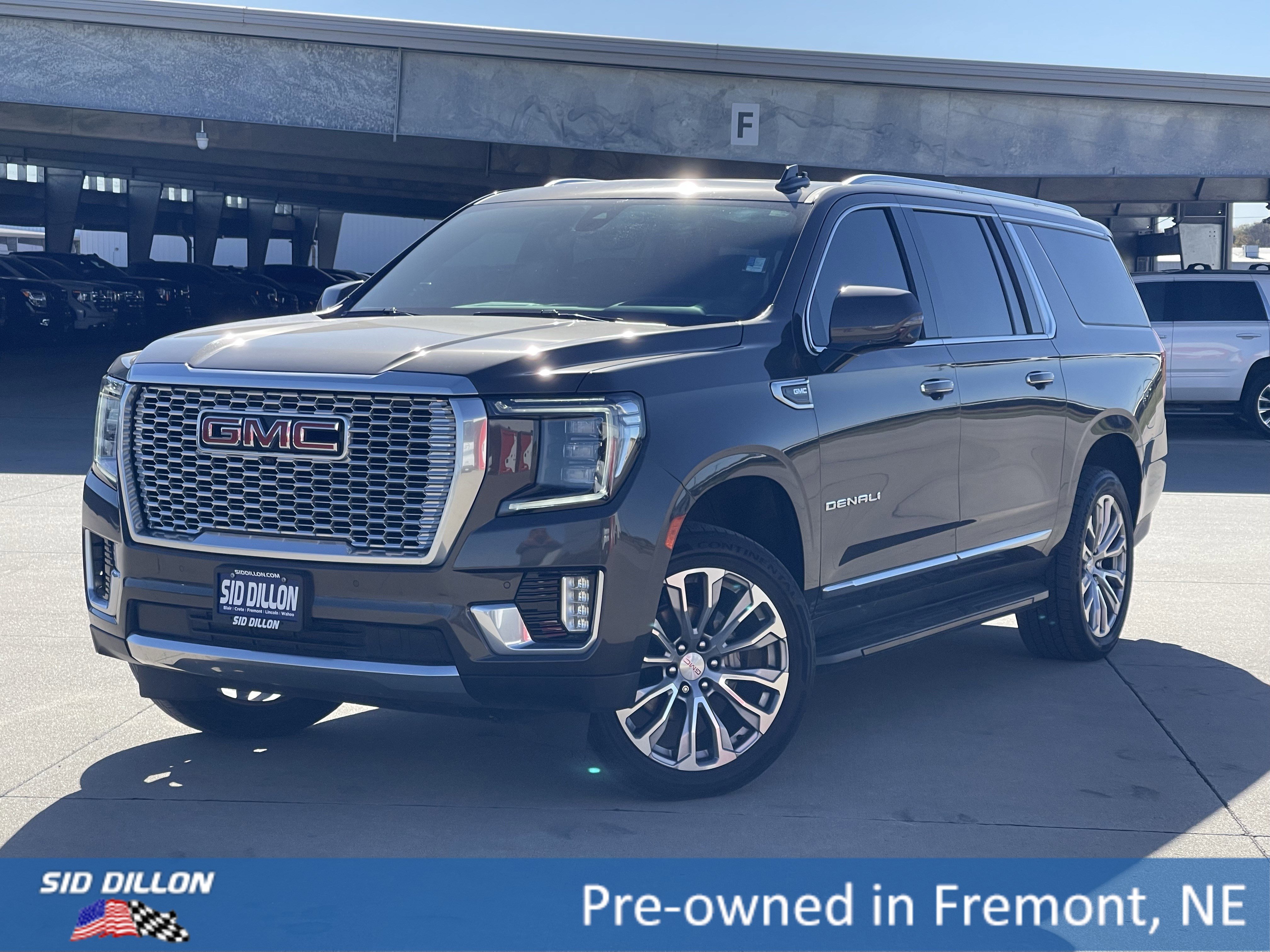 2021 GMC Yukon XL Denali's photo
