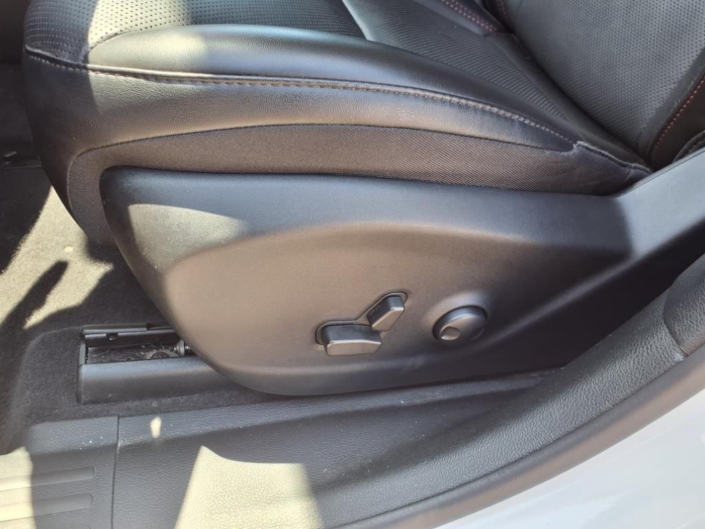 2022 JEEP CHEROKEE - Image 10