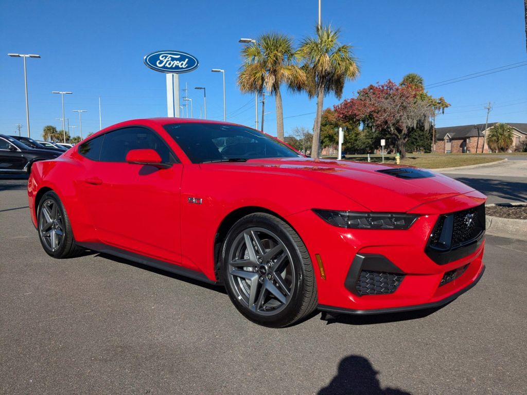 2025 Ford Mustang GT Premium photo 2