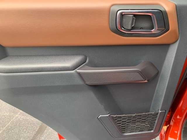 2024 Ford Bronco Outer Banks photo 22