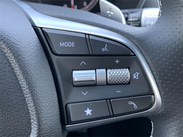 2025 Genesis G70 2.5T photo 24