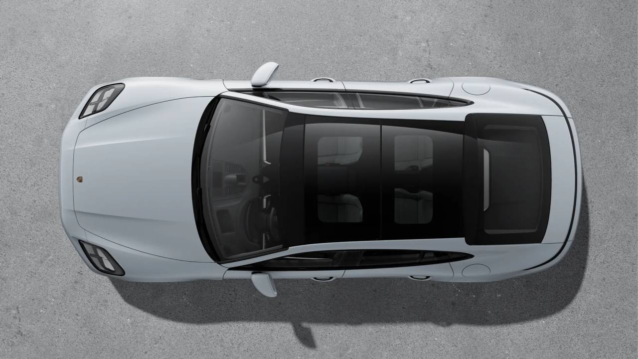 2026 Porsche Panamera 4 E-Hybrid photo 5