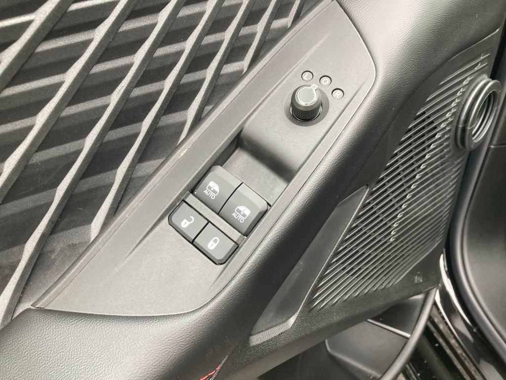 2025 Dodge Charger R/T photo 11