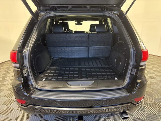 2020 Jeep Grand Cherokee Altitude photo 7