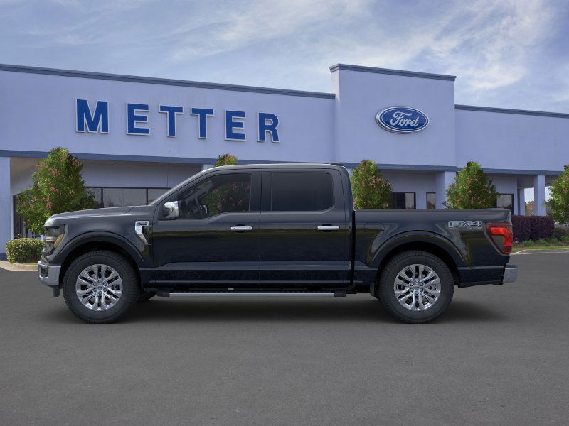 2025 Ford F-150 XLT photo 3