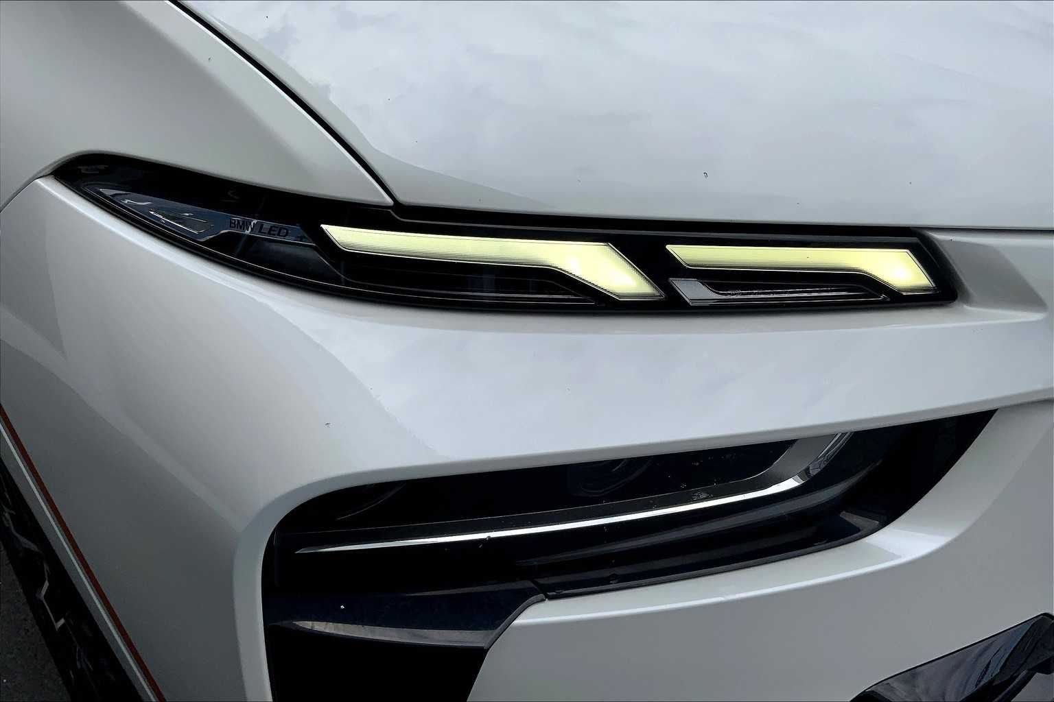 2023 Bmw X7 xDrive40i photo 24