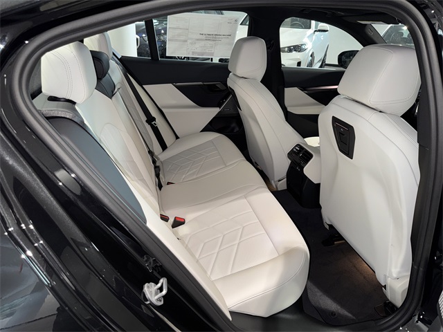 2026 Bmw i5 eDrive40 photo 9