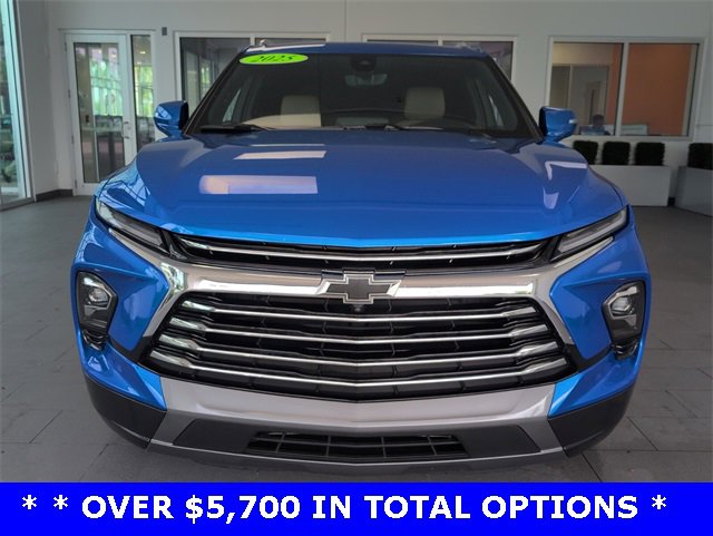 2025 Chevrolet Blazer Premier photo 3