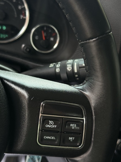 2017 Jeep Wrangler Willys Wheeler photo 18