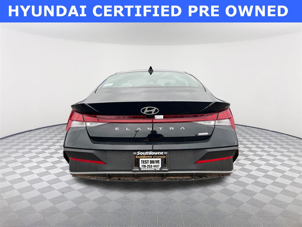 2025 Hyundai Elantra Hybrid Blue photo 4