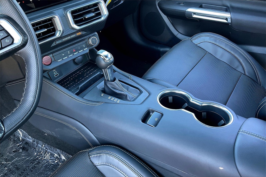 2024 FORD MUSTANG - Image 14