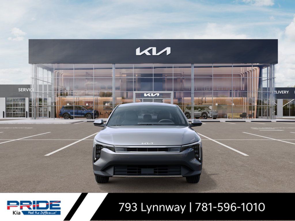 2025 Kia K4 EX photo 2